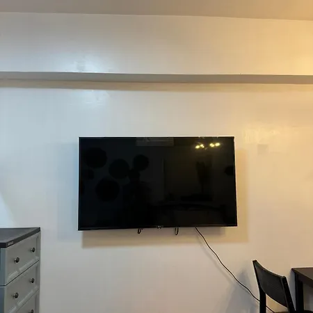 Cozy Staycation At R-Square Residences